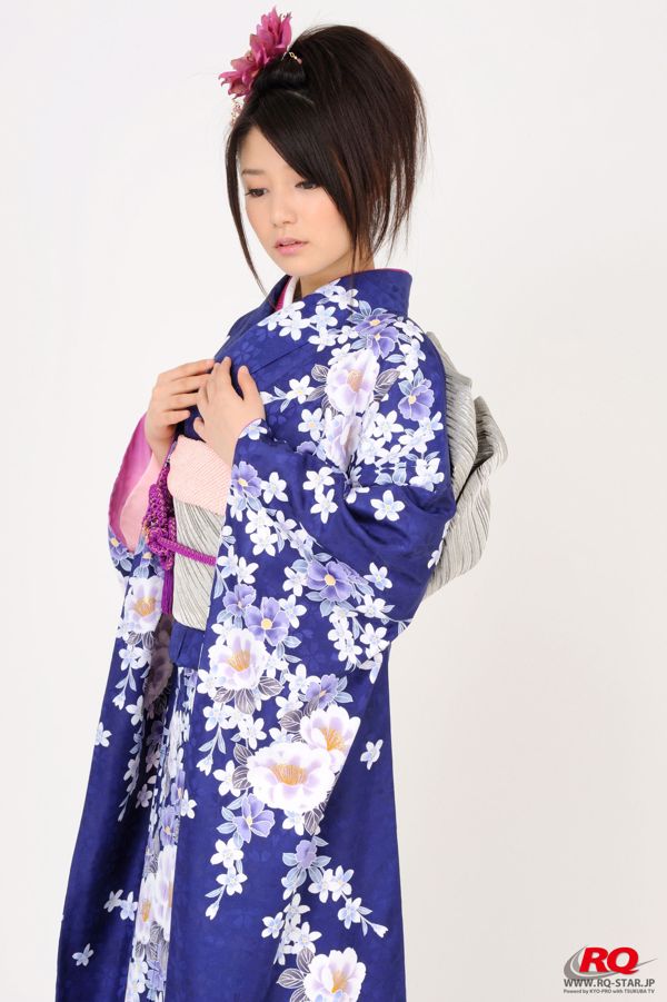 [RQ-STAR] NO.00068 Hitomi Furuzaki gratuliert der Neujahrs-Kimono-Serie - Happy New Year Kimono