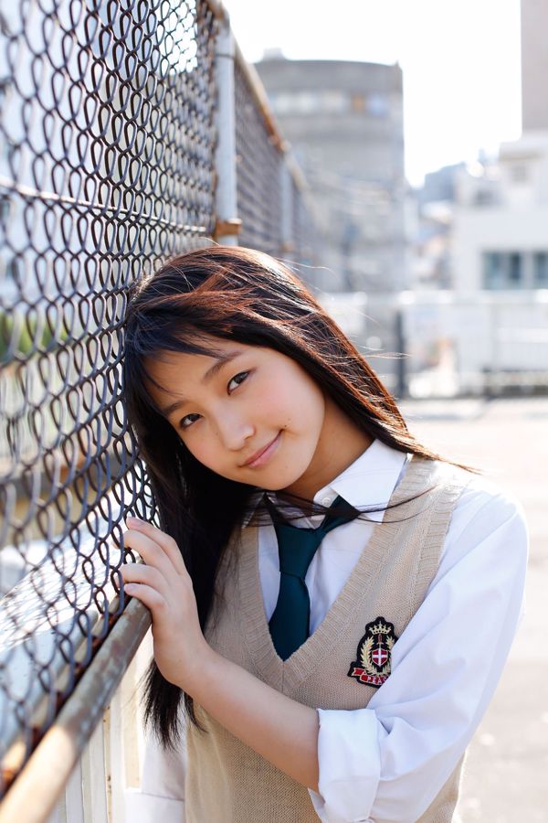 Riho Sayashi 鞘師里保 [Hello! Project Digital Books] Vol.120