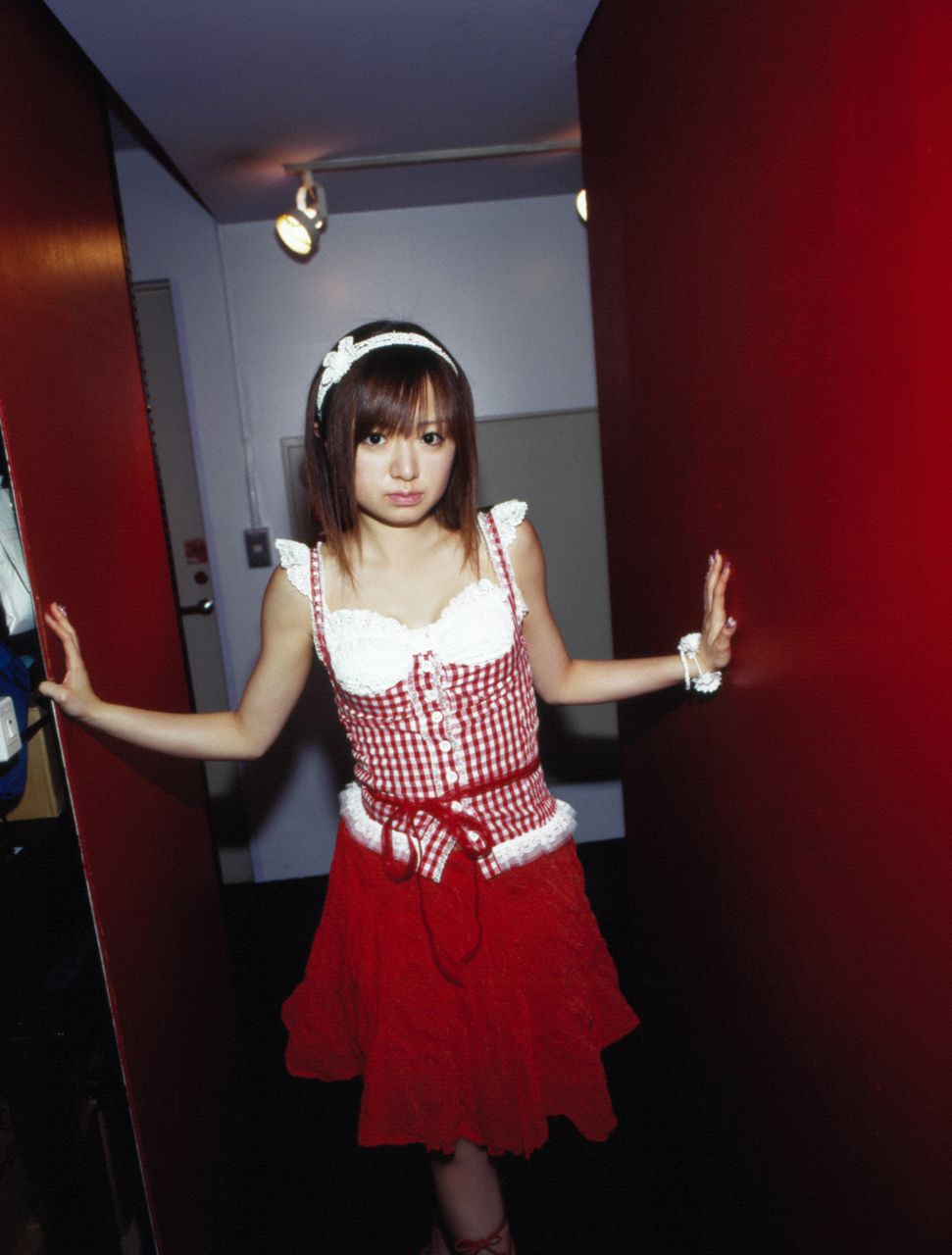 Asami Konno Seite 2