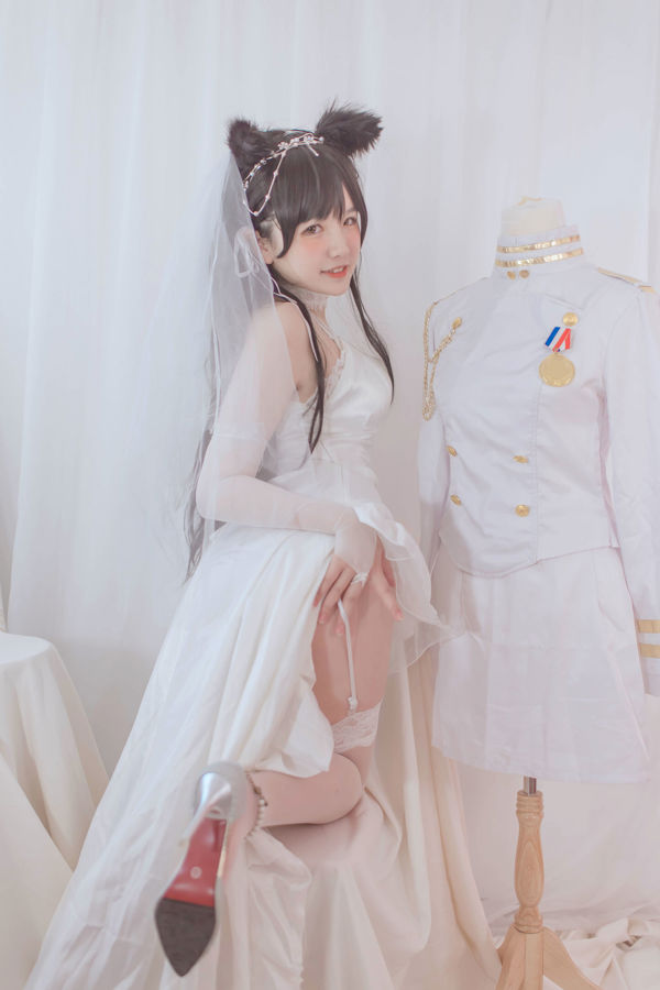 [celebridade da Internet COS] Aban está muito feliz hoje - Atago Wedding Dress