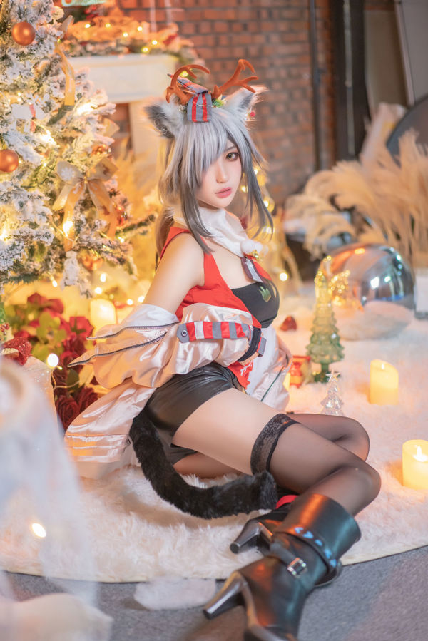 [Foto de COSER de celebridad de Internet] Zhou Ji es un lindo conejito: orejas de bestia de seda negra de Navidad