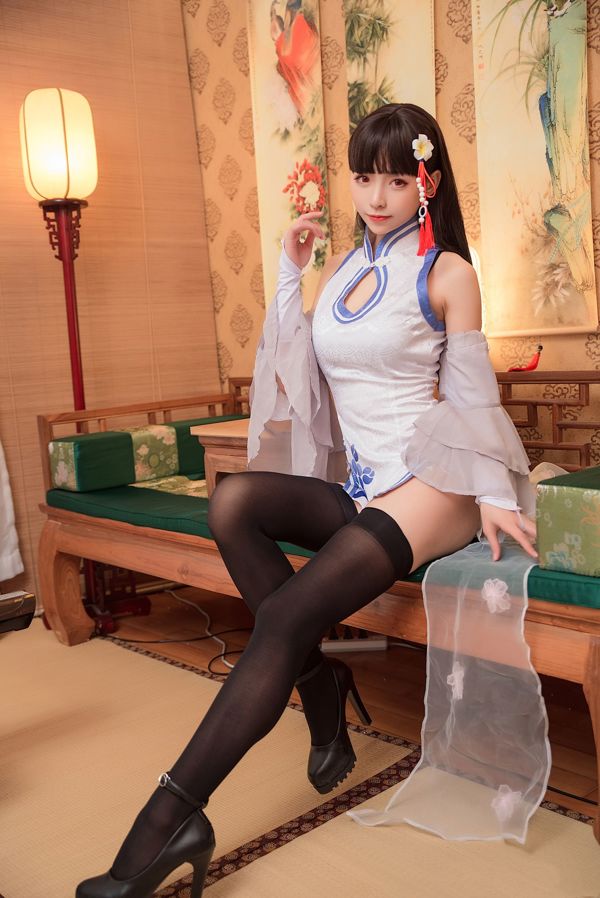 [COS Welfare] Anime Bloggers Big Volume Volume Small Volume - Black Silk Cheongsam