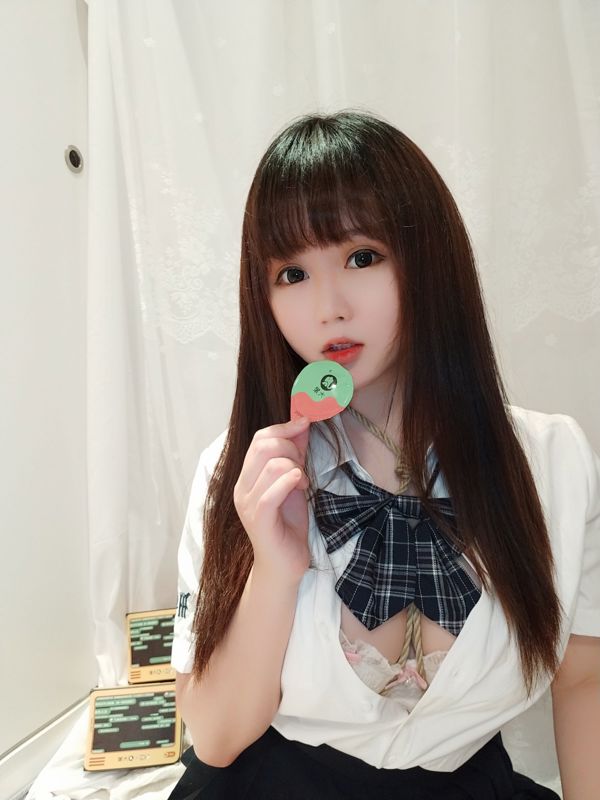 [Foto Cosplay] La ragazza color pesca è Yijiang - JK Binding