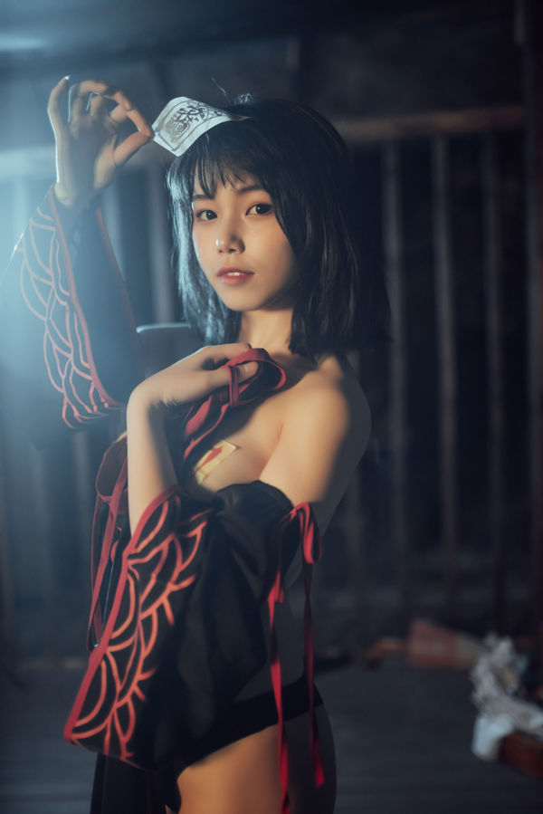 [Cosplay写真] 七月喵子 - 小僵尸