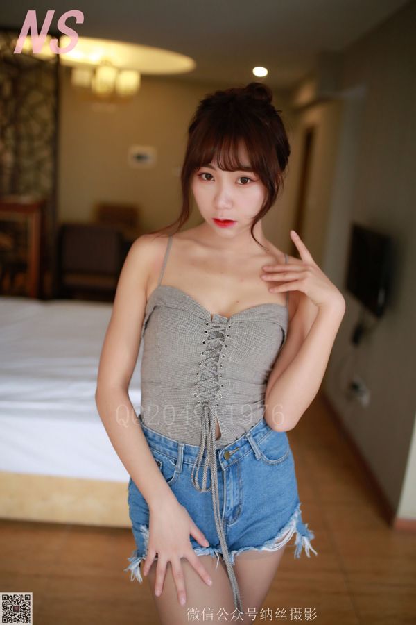 Linger "Gray Silk Denim Shorts in the Hotel" [Nasi Photography] NO.103