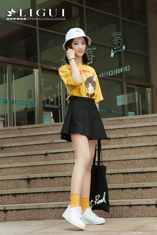 Xiao Xiao "Gadis Fashion Menembak Jalanan" [丽柜Ligui]