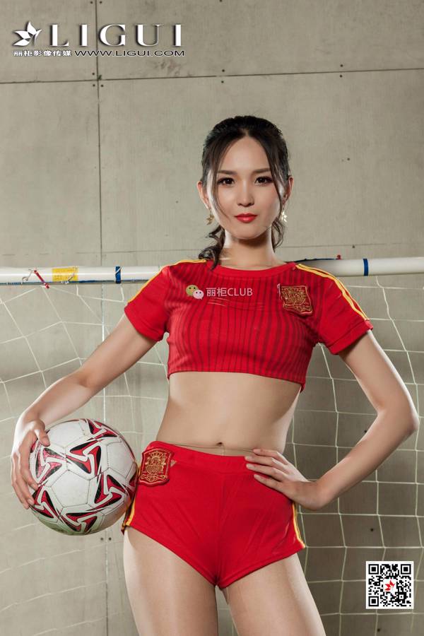 Kem chân người mẫu "World Cup Football Foot Silk" [丽 柜 LIGUI] Làm Đẹp Mạng