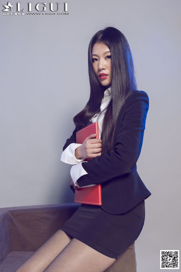 Model Jiayi "High Heels Secretary aus grauer Seide" Sämtliche Arbeiten [丽 柜 LiGui] Foto von schönen Beinen und Jadefüßen