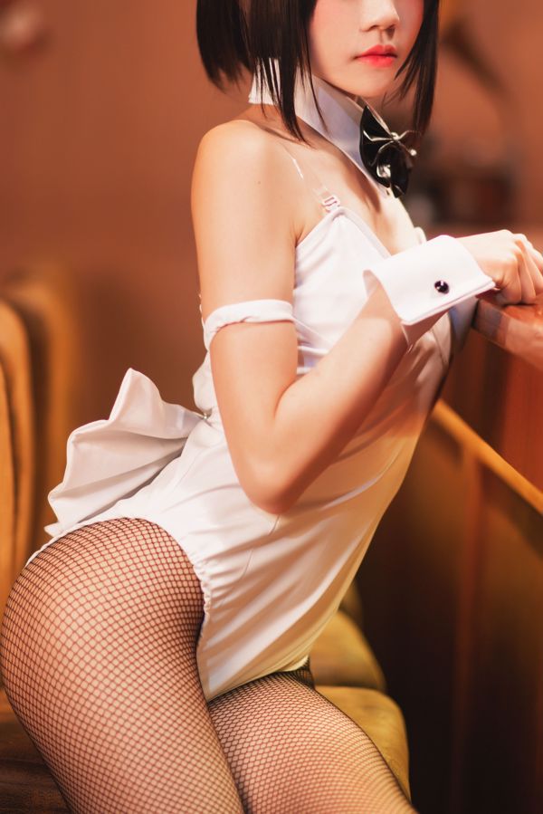 ซากุระโมโมโกะ "(Megumi Kato) Bunny Girl" [Lori COS]