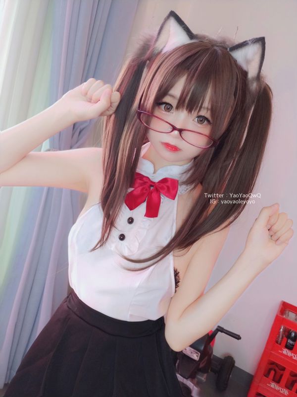 [Net Red COS] Cute Girl Coser agita música yoyo-calça preta