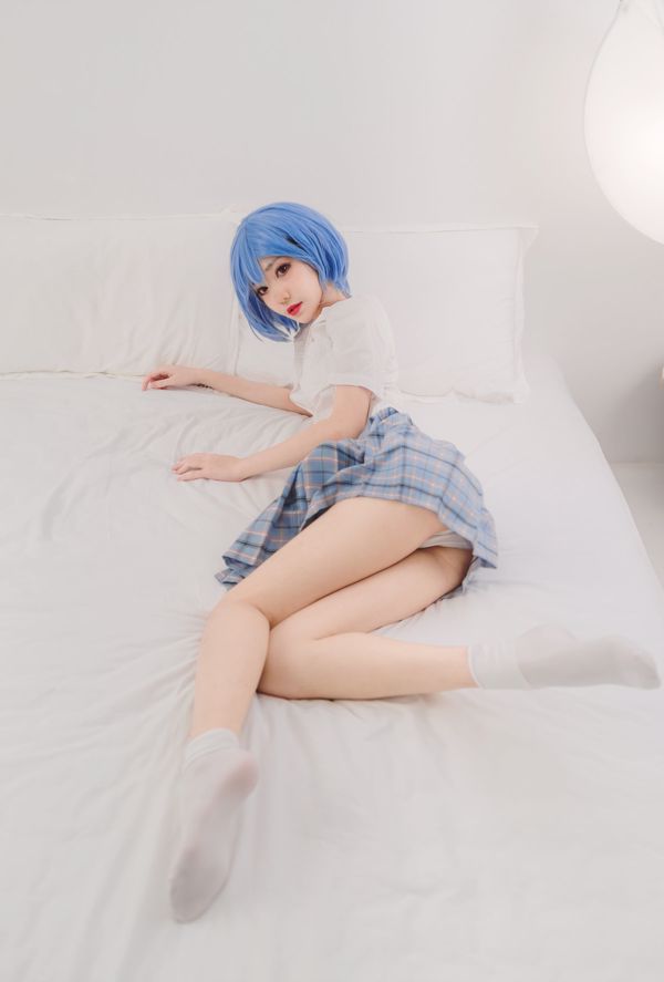 [Beauty Coser] Nantao Momoko "Đồng phục Ayanami"