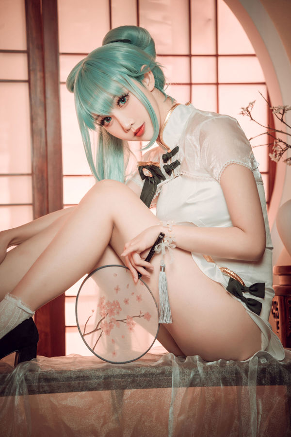 [COS Welfare] Urocza i popularna wróżka z makaronem Coser - Hatsune Cheongsam