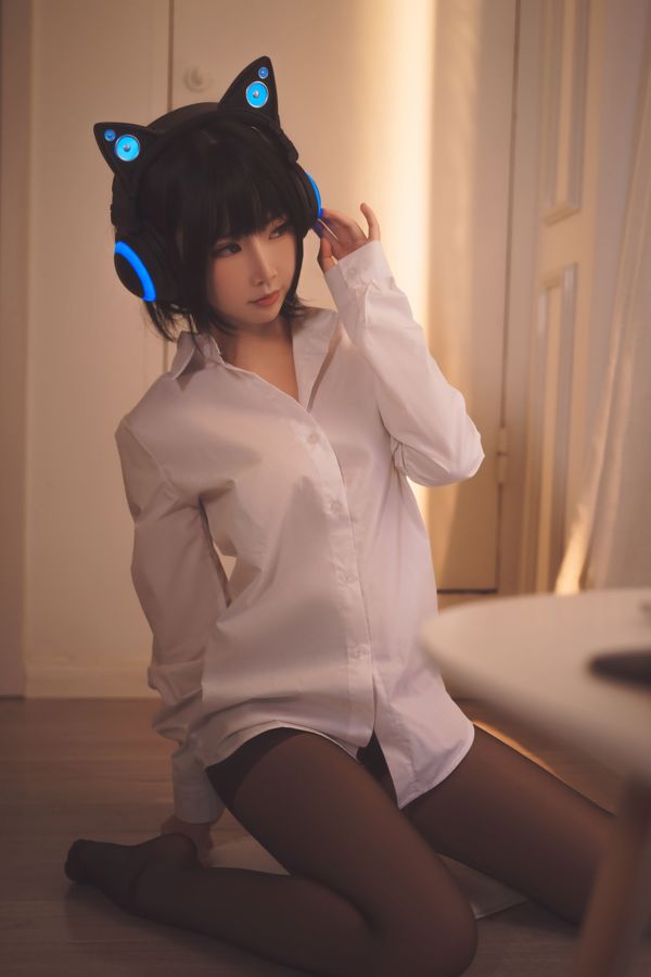 麵餅仙兒《貓耳耳機》 [福利COSPLAY]