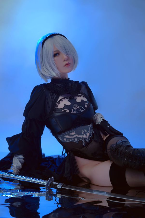 [美女Coser] 半半子 《二號B型》