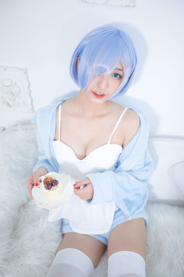 [Net 红 Coser] Furukawa kagura 《Bud》