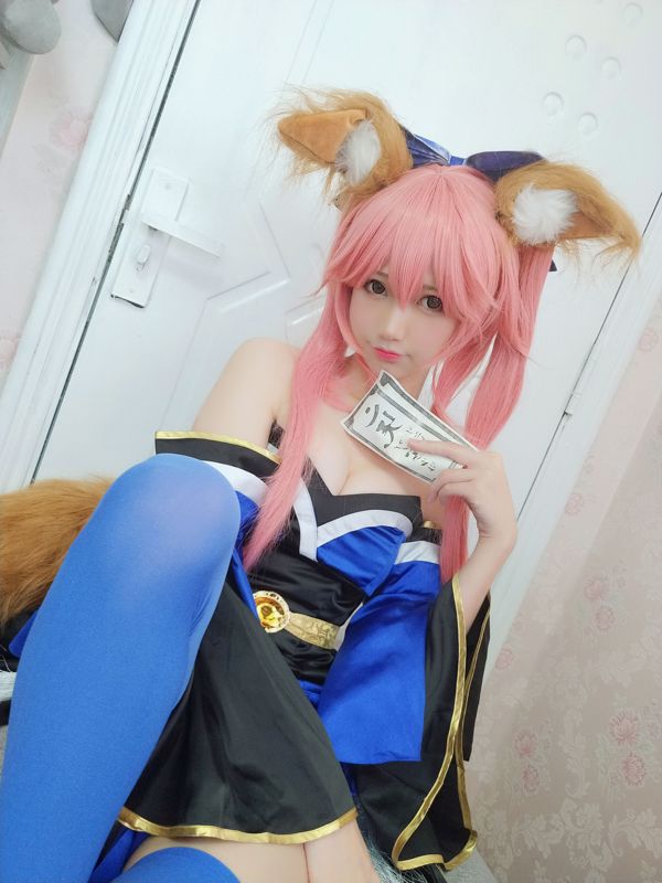 NAGISA Monster Meow "Self-Photographing Series No.004 Tamamo"