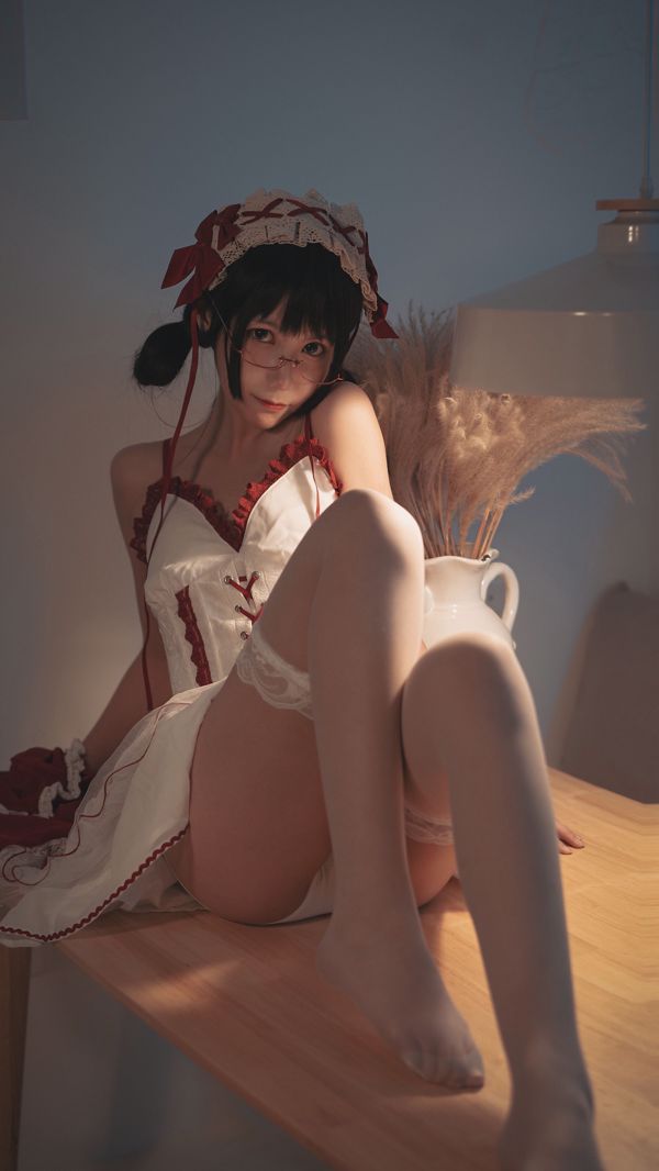 [网红Coser] 逐月su 《小红帽》