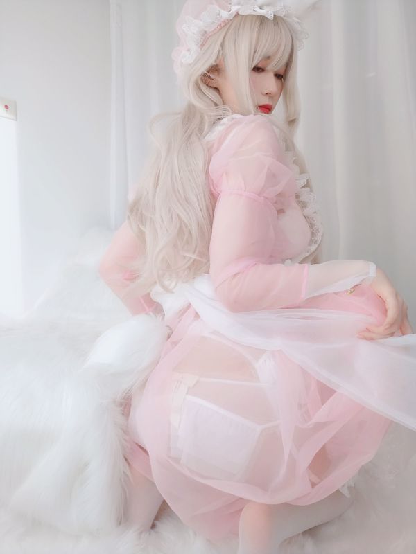 Nona Coser Silver 81 "Maid Bunny"