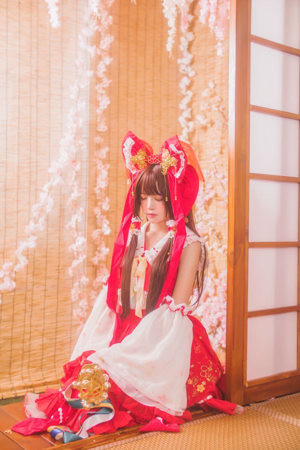 Crazy Cat ss "Reimu"[Lori COS]