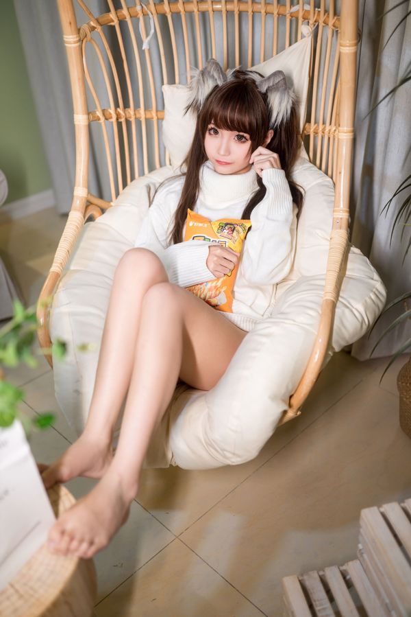 Blogueiro de anime Stupid Momo "White Sweater"