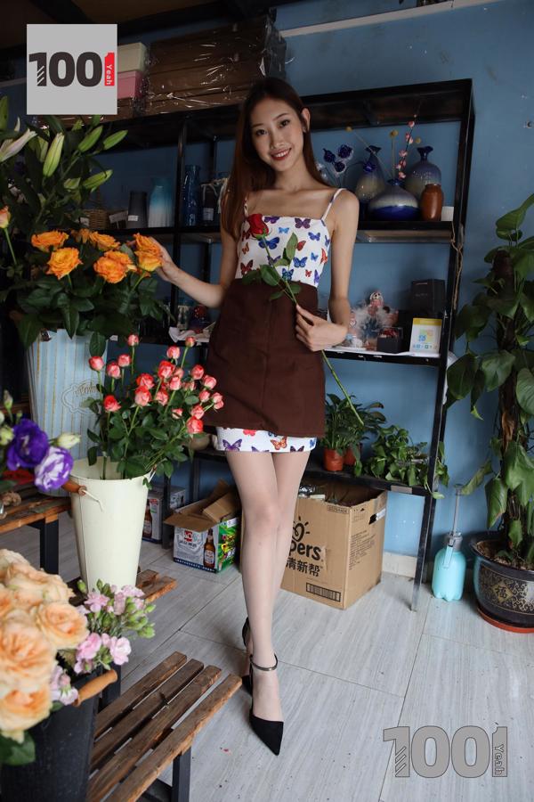 Model Strawberry "Florist 1" [Seribu Satu Malam] Stoking berkaki indah