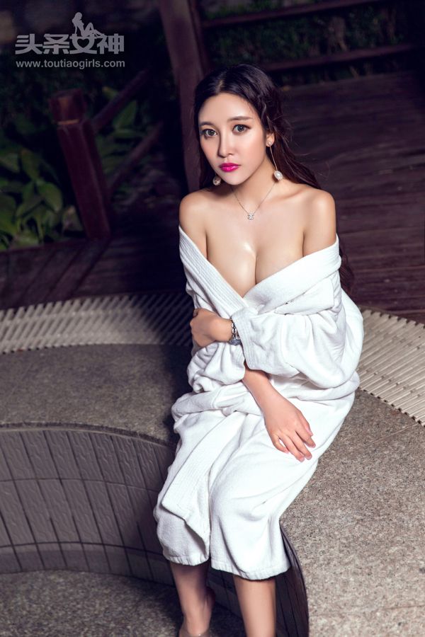 Li Zixi "Belleza Tangquan" [Headline Goddess]