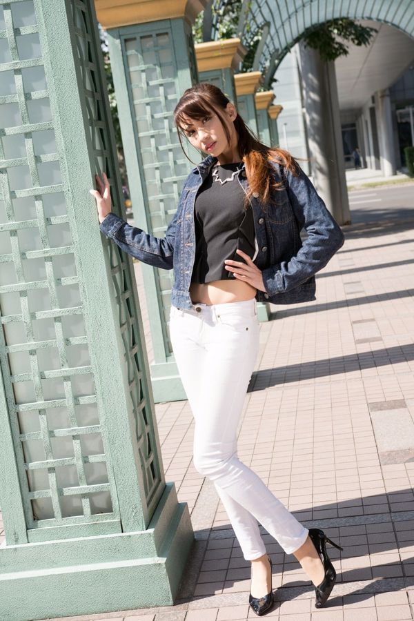 [Taiwan netto beroemdheid schoonheid] Cai Yixin "Xinyi District Omgeving" Denim + panty