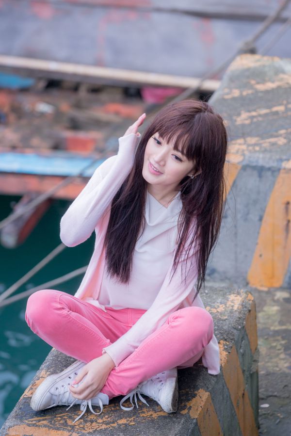 Khu rừng sắc đẹp Đài Loan 岗 怡 Didy 《Pink Girl》