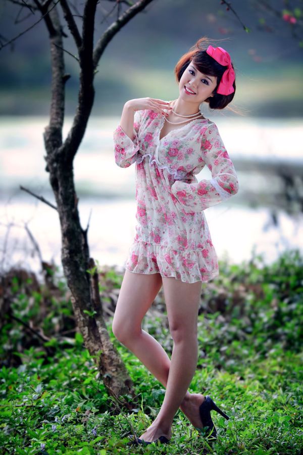 Yin Zhi สาวไต้หวัน "ถ่ายนอกชุดสีสวย"