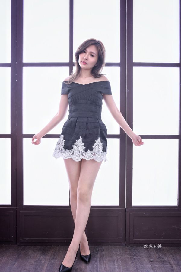 [Taiwan Zhengmei] Qiu Aichen „2 zestawy pięknych kostiumów na nogi”