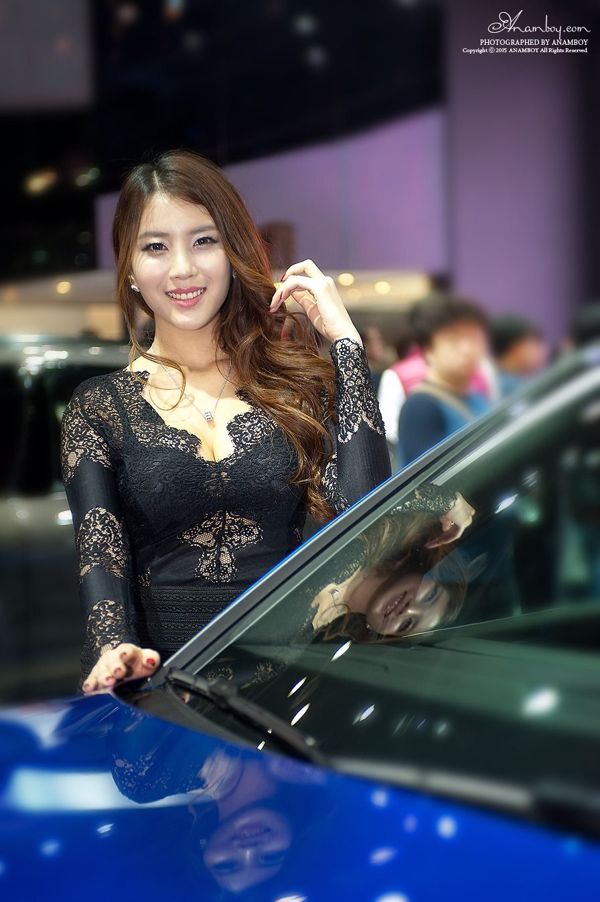 Zusammenstellung des koreanischen Automodells Cha Jeonga (차 Auto) "Auto Show Picture Lace Series"